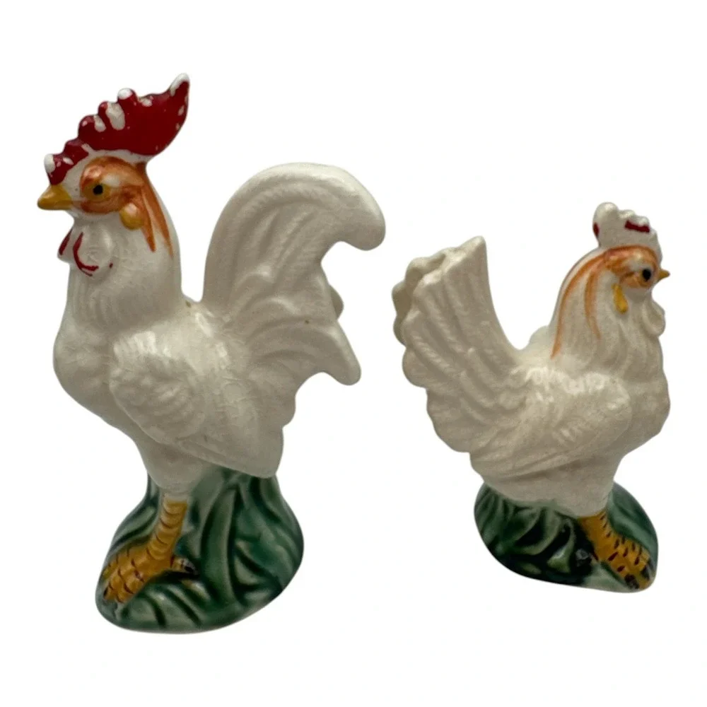 Vintage Ceramic Rooster & Hen Salt and Pepper Shakers Farmhouse Country Kitchen